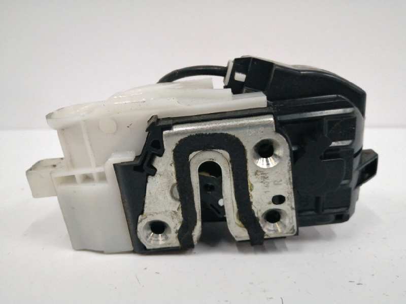 Recambio de cerradura puerta trasera derecha para kia cee´d 1.6 crdi cat referencia OEM IAM 814201H000 Recambio de cerradura puerta trasera derecha para kia cee´d 1.6 crdi cat referencia OEM IAM 814201H000