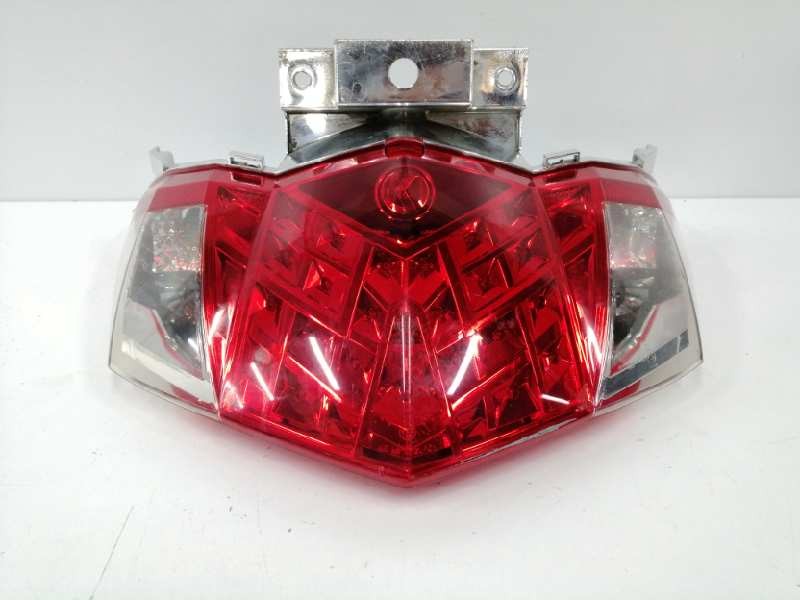 Recambio de piloto trasero para sym joymax 125cc gts referencia OEM IAM 33700L3A000 33700-L3A-000 Recambio de piloto trasero para sym joymax 125cc gts referencia OEM IAM 33700L3A000 33700-L3A-000