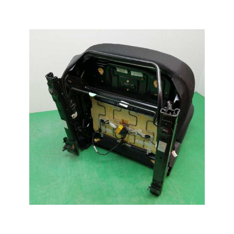 ASIENTO DELANTERO DERECHO