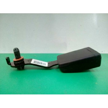 Recambio de enganche cinturon derecho para hyundai h350 kasten 2.5 crdi cat referencia OEM IAM 8988959600TRY  