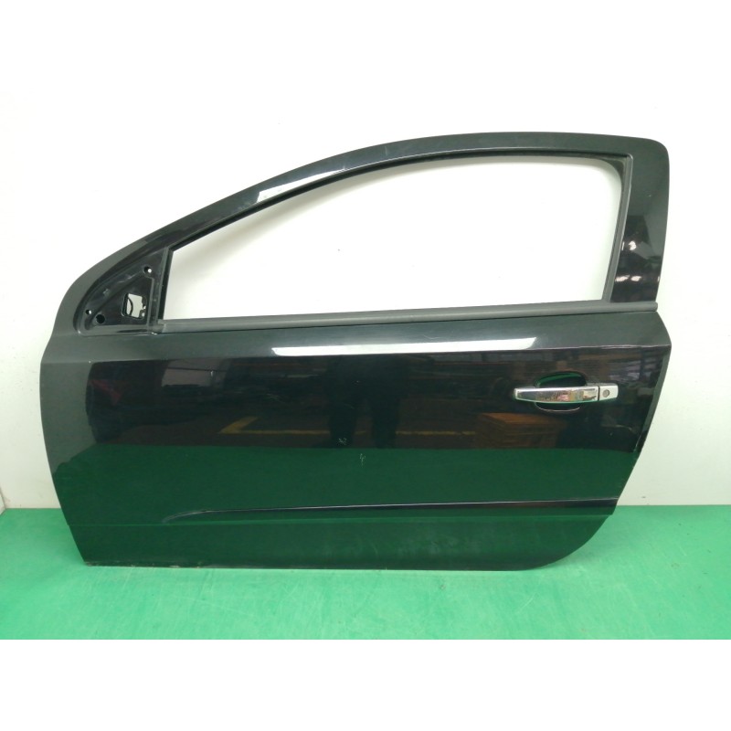 Recambio de puerta delantera izquierda para opel astra gtc 16v referencia OEM IAM  OBSERVAR FOTOS 
