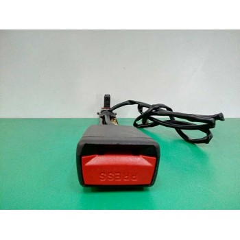 Recambio de enganche cinturon izquierdo para hyundai h350 kasten 2.5 crdi cat referencia OEM IAM 8988959100TRY M08310206 