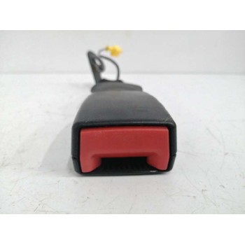 Recambio de enganche cinturon derecho para mercedes-benz clase c (w204) berlina 1.8 cat referencia OEM IAM A2048602669 TRASERO 3