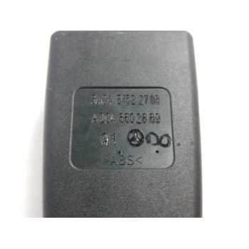 Recambio de enganche cinturon derecho para mercedes-benz clase c (w204) berlina 1.8 cat referencia OEM IAM A2048602669 TRASERO 3