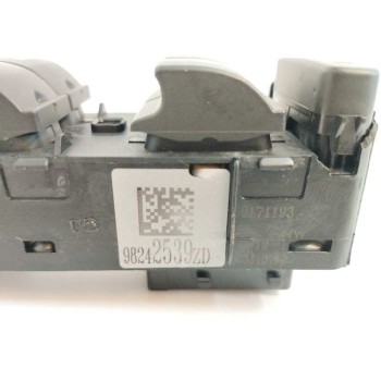 Recambio de mando elevalunas delantero izquierdo para peugeot 208 1.2 12v e-thp referencia OEM IAM 98242539ZD PLASTICO ROTO 