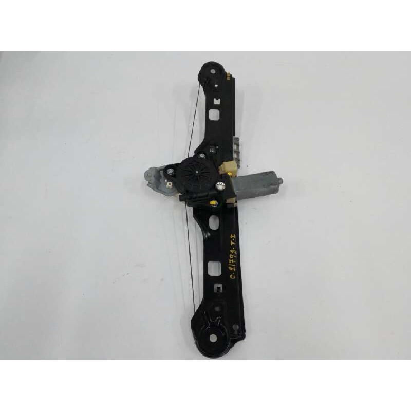 Recambio de elevalunas trasero izquierdo para mercedes-benz clase c (w203) berlina 180 compressor (203.046) referencia OEM IAM C