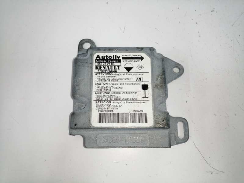 Recambio de centralita airbag para renault master caja abierta/chasis ab ´98 2.8 tdi referencia OEM IAM 7700313264A 550752100 