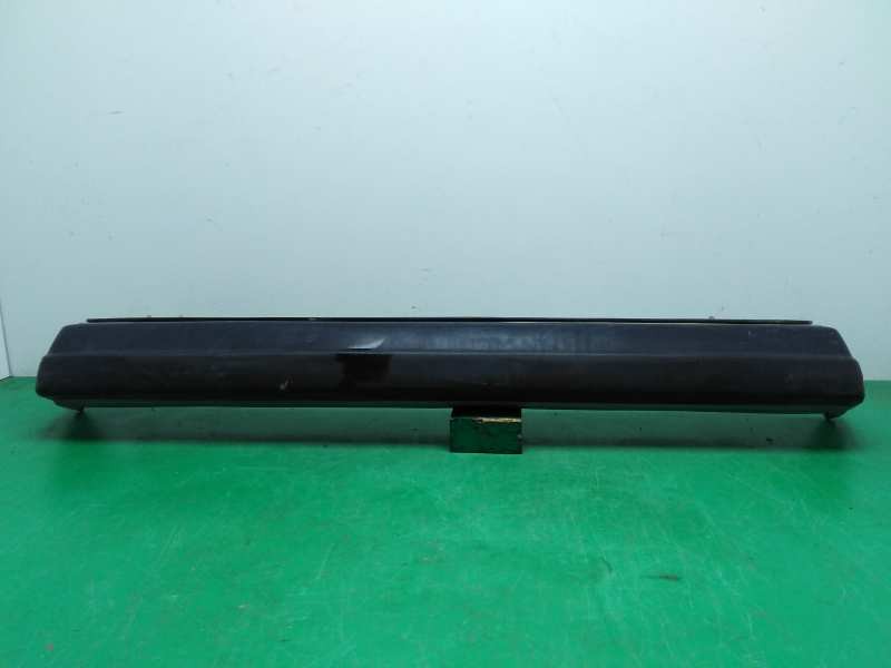 Recambio de paragolpes trasero para mercedes-benz clase c (w201) berlina 2.0 cat referencia OEM IAM   