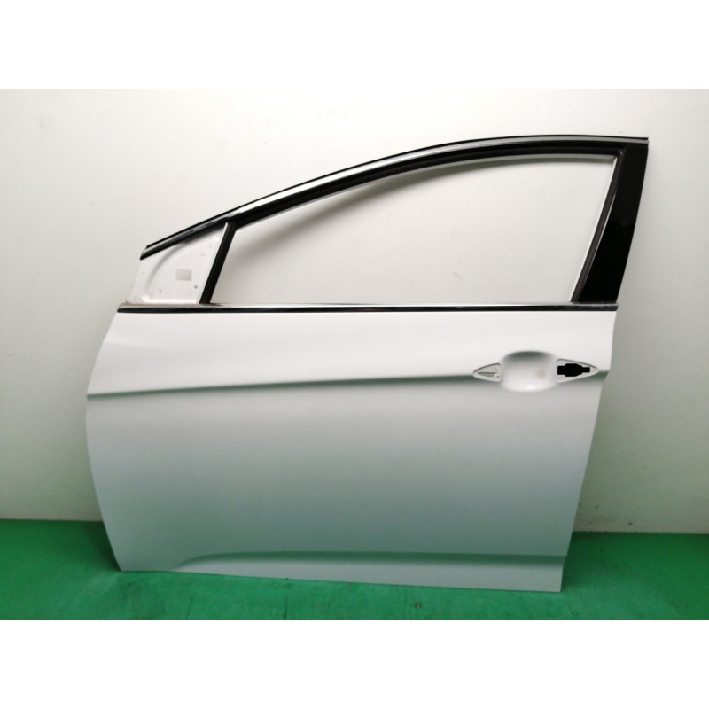 Recambio de puerta delantera izquierda para hyundai i40 1.7 crdi cat referencia OEM IAM 760033Z000  