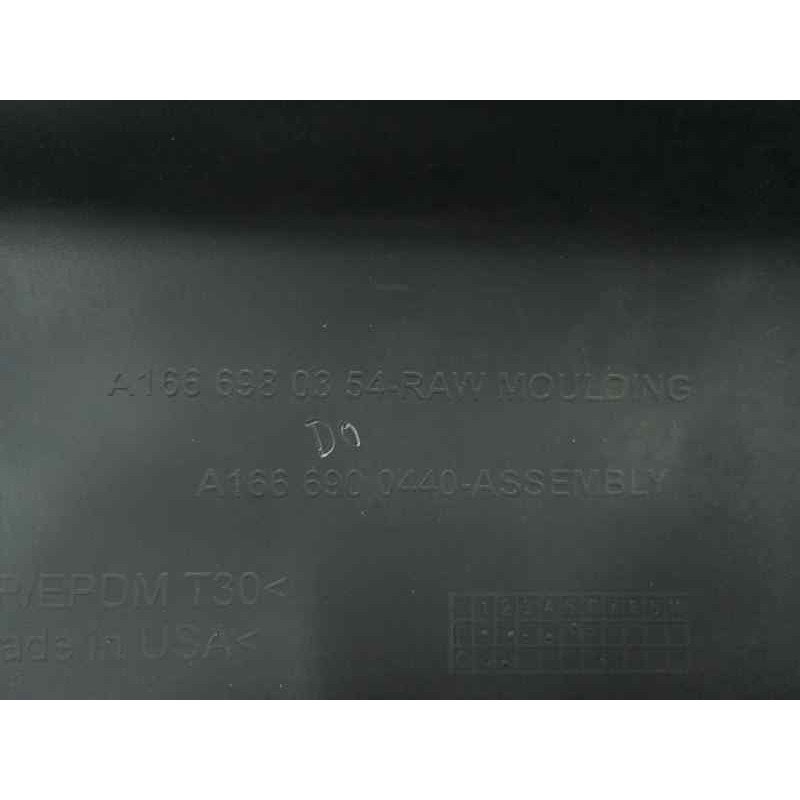 FALDON LATERAL LADO DERECHO 199.5CM