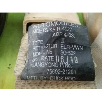 Recambio de cinturon seguridad trasero derecho para ssangyong rodius xdi deluxe 4wd referencia OEM IAM 7560221201  