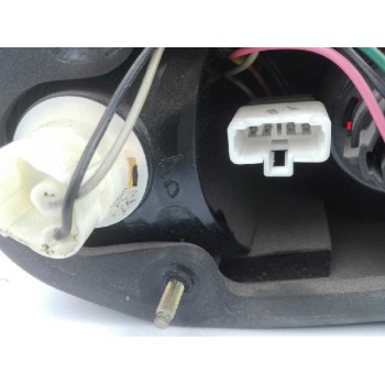 Recambio de piloto trasero derecho para hyundai elantra (xd) 1.6 16v cat referencia OEM IAM 924212D200  