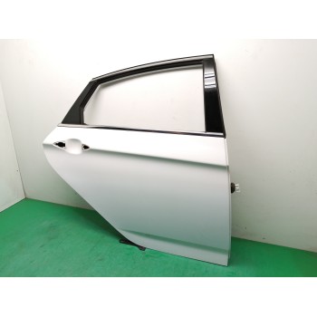 Recambio de puerta trasera derecha para hyundai i40 1.7 crdi cat referencia OEM IAM 770043Z300  