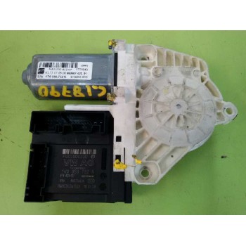 Recambio de motor elevalunas delantero derecho para seat leon (1p1) sport limited referencia OEM IAM 1T0959702K 1K0959792N 