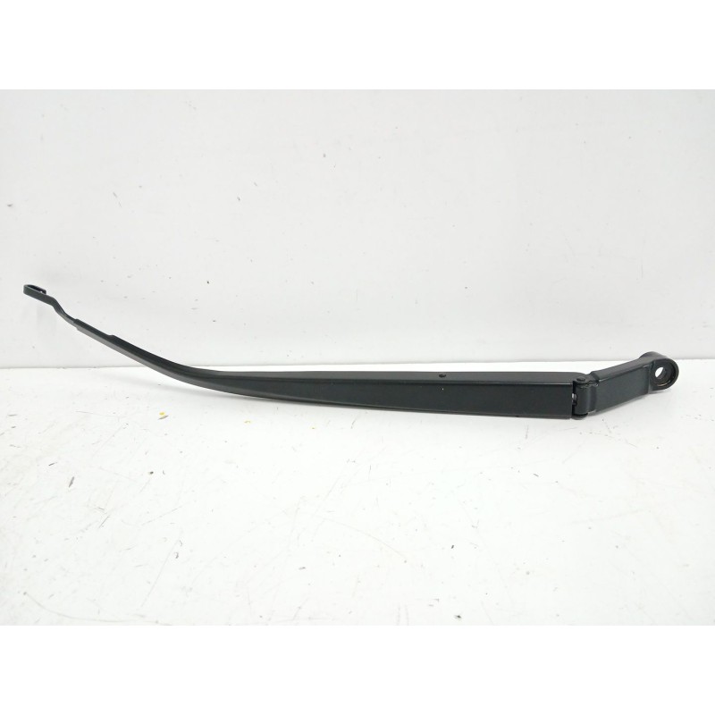 Recambio de brazo limpia delantero derecho para toyota auris (_e18_) 1.2 (nre185_) referencia OEM IAM 8521102300  