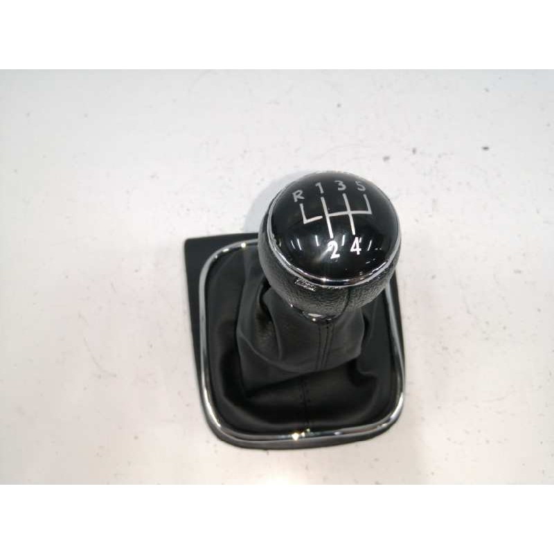 Recambio de pomo palanca cambio para volkswagen golf vi (5k1) sport referencia OEM IAM 1K0711118A  