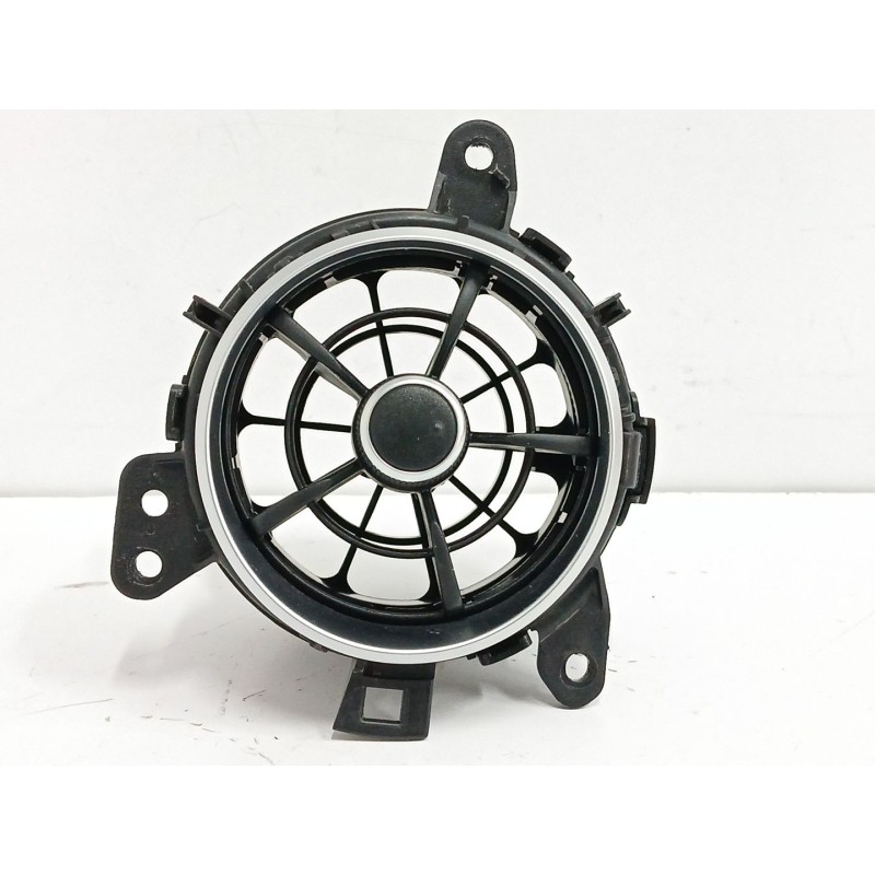 Recambio de rejilla aireadora para toyota auris (_e18_) 1.2 (nre185_) referencia OEM IAM 5556862280  