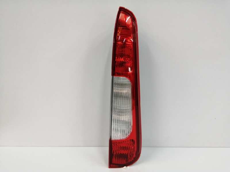 Recambio de piloto trasero derecho para ford focus c-max (cap) trend (d) referencia OEM IAM 3M5113A602AD OBSERVAR FOTOS 