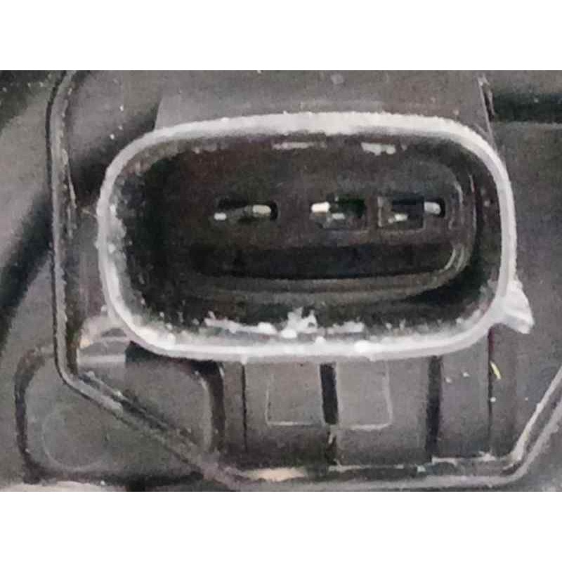 PILOTO TRASERO DERECHO 460034366 027414114