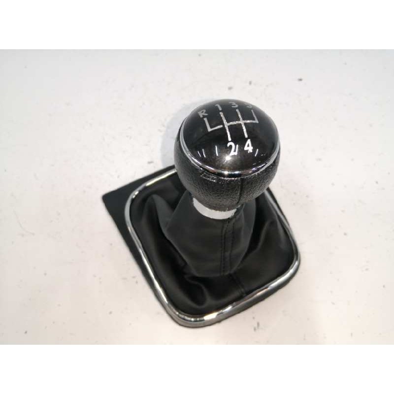 Recambio de pomo palanca cambio para volkswagen golf plus (5m1) referencia OEM IAM 1K0711118A  
