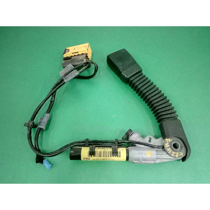 Recambio de pretensor airbag derecho para bmw x5 (e53) 3.0i referencia OEM IAM 7078042 DELANTERO 