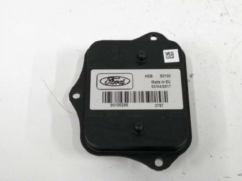 Recambio de centralita faros xenon para ford kuga (cbs) referencia OEM IAM 90100295  