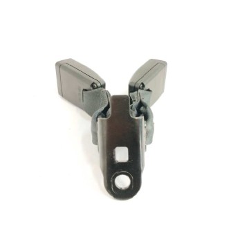Recambio de enganche cinturon derecho para peugeot 208 1.2 12v e-thp referencia OEM IAM 6188682 TRASERO 