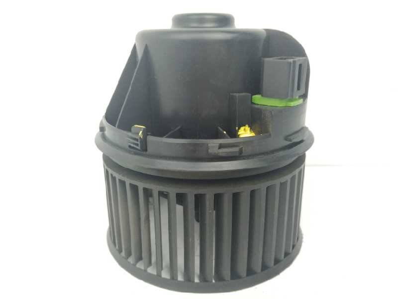 Recambio de motor calefaccion para volvo v40 1.6 diesel cat referencia OEM IAM AV6N18456AA 1736007103 