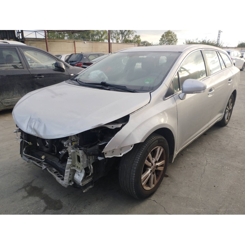 TOYOTA AVENSIS STATION WAGON (_T27_)