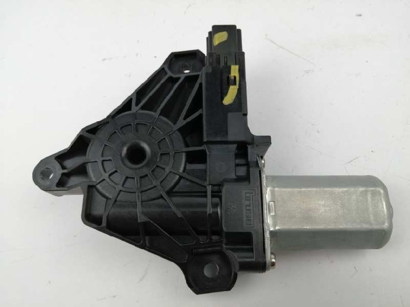 Recambio de motor elevalunas trasero izquierdo para volvo v40 1.6 diesel cat referencia OEM IAM C17544100 GB558LA SD883506