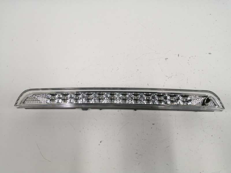 Recambio de luz central de freno para peugeot 308 referencia OEM IAM 9688016380  