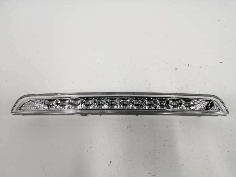 Recambio de luz central de freno para peugeot 308 referencia OEM IAM 9688016380  