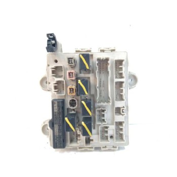 Recambio de caja reles / fusibles para toyota previa (r30) 2.0 turbodiesel cat referencia OEM IAM 8922128040  