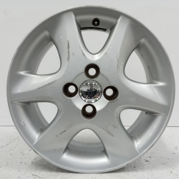 Recambio de llanta para toyota corolla (e12) 1.4 turbodiesel cat referencia OEM IAM 42611YY100 6JJX15CH ET45 4H 4X100