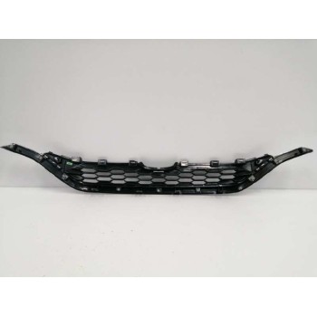 Recambio de rejilla delantera para honda cr-v referencia OEM IAM 71127T1VE010M1  