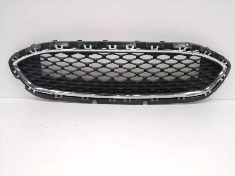 Recambio de rejilla delantera para ford fiesta (ce1) trend referencia OEM IAM H1BB8B271A5  