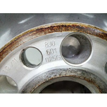 Recambio de llanta para audi a3 (8p) 2.0 tdi referencia OEM IAM 8J0601025G 7JX17EH2 ET47 35739BMB