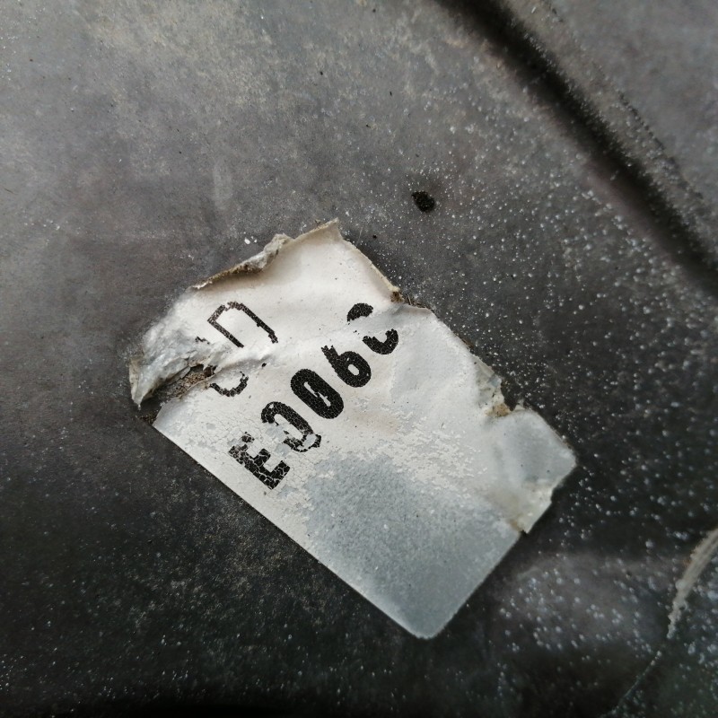 CAJA CAMBIOS EQ060