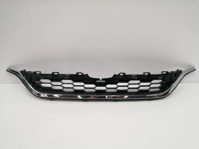 Recambio de rejilla delantera para honda cr-v referencia OEM IAM 71127T1VE010M1  