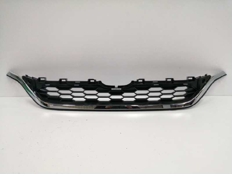 Recambio de rejilla delantera para honda cr-v referencia OEM IAM 71127T1VE010M1  