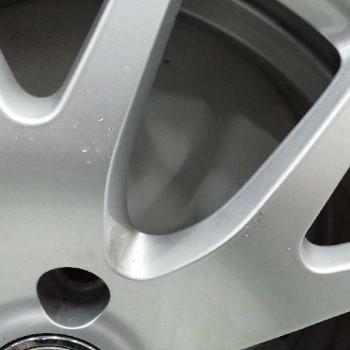 Recambio de llanta para audi a3 (8p) 2.0 tdi referencia OEM IAM 8J0601025G 7JX17EH2 ET47 35739BMB