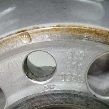 Recambio de llanta para audi a3 (8p) 2.0 tdi referencia OEM IAM 8J0601025G 7JX17EH2 ET47 35739BMB