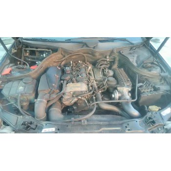 mercedes-benz clase c (w203) berlina del año 2001