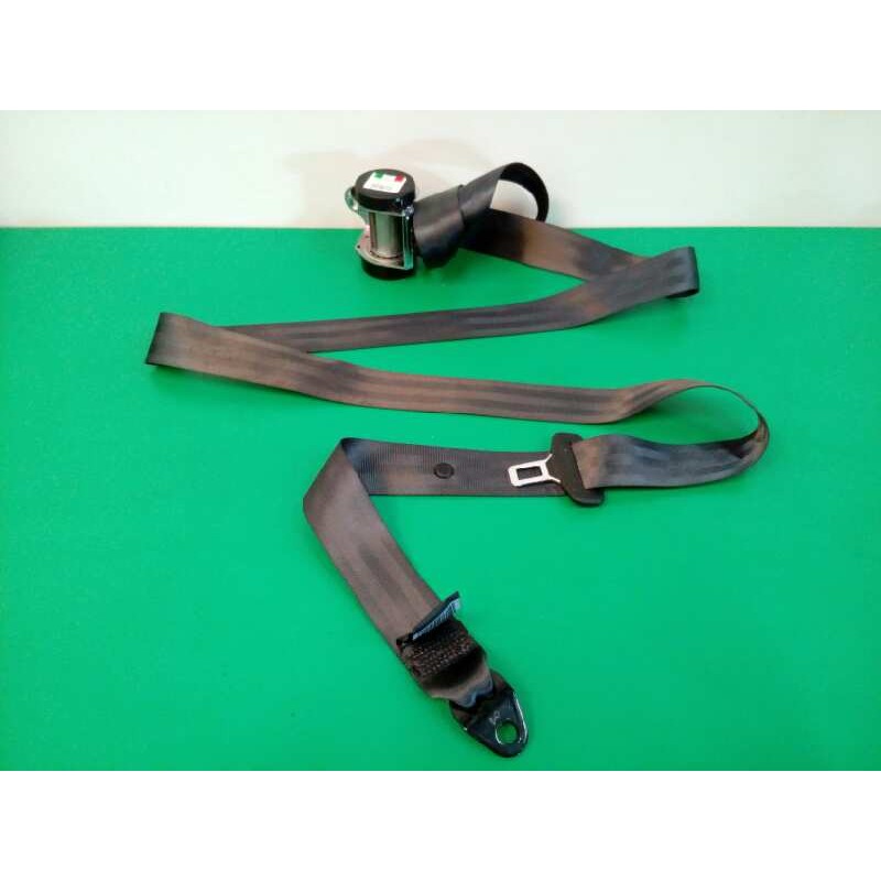 Recambio de cinturon seguridad trasero derecho para opel astra j lim. 4türig business referencia OEM IAM 13443561 13442075 