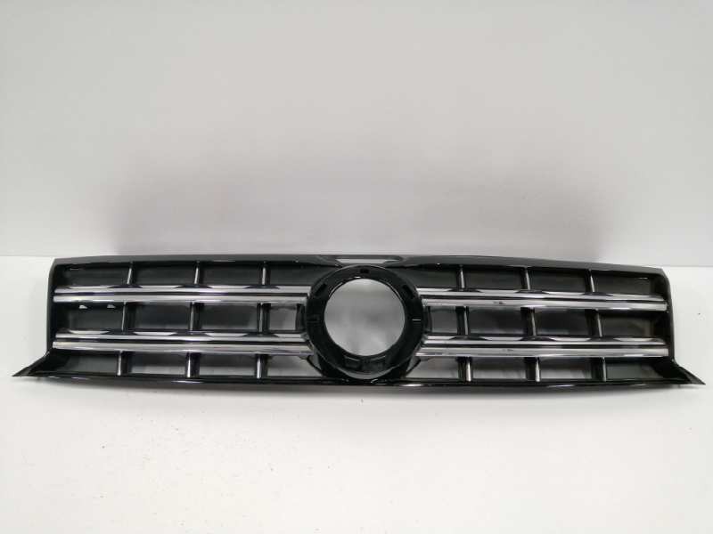 Recambio de rejilla delantera para volkswagen amarok comfortline doublecab 4motion referencia OEM IAM 2H6853651B  