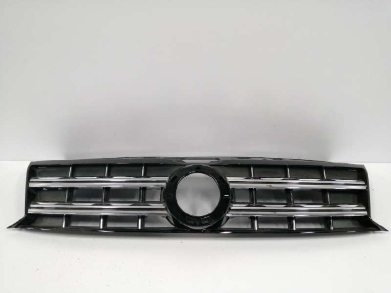 Recambio de rejilla delantera para volkswagen amarok comfortline doublecab 4motion referencia OEM IAM 2H6853651B  