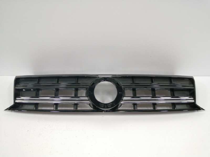 Recambio de rejilla delantera para volkswagen amarok comfortline doublecab 4motion referencia OEM IAM 2H6853651B  