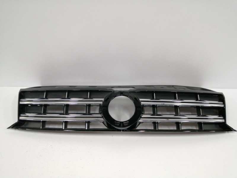 Recambio de rejilla delantera para volkswagen amarok comfortline doublecab 4motion referencia OEM IAM 2H6853651B  