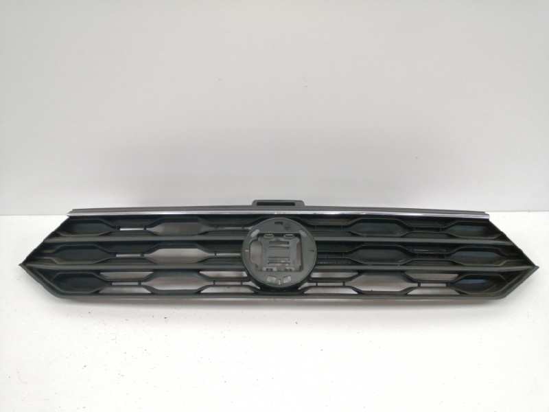 Recambio de rejilla delantera para volkswagen t-roc advance referencia OEM IAM 2GA853651E  