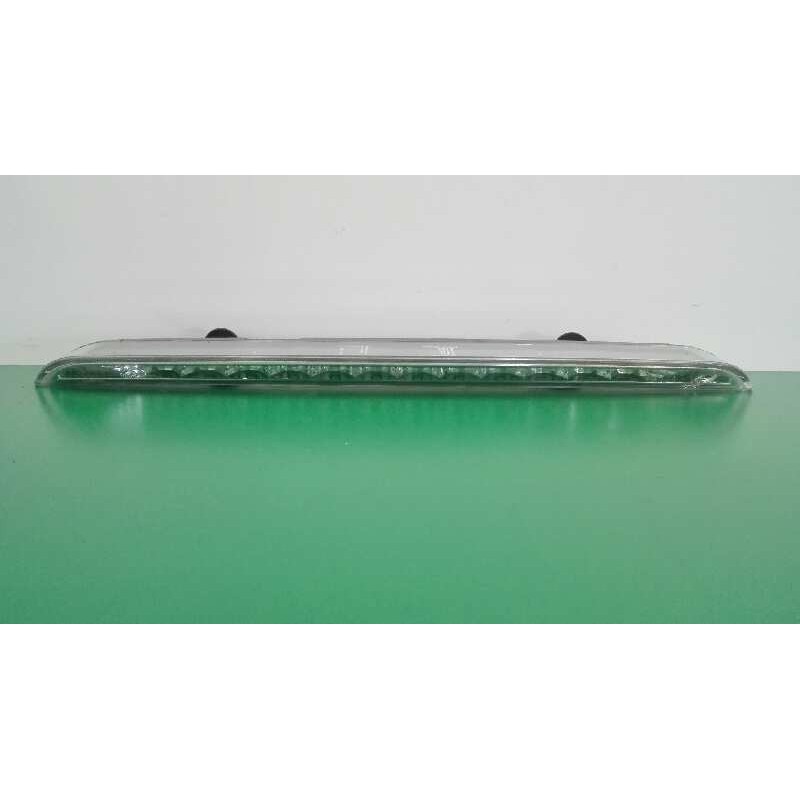 Recambio de luz central de freno para peugeot 308 referencia OEM IAM 9688016380 OBSERVAR FOTOS 